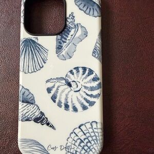 Blue Shell Pattern Phone Case - White & Blue